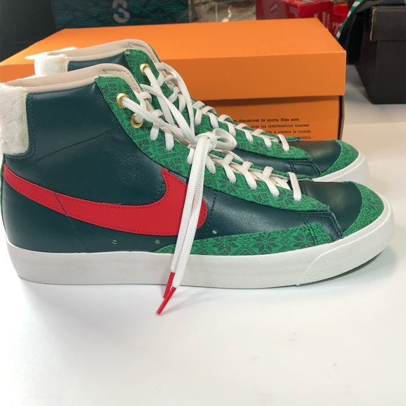 Nike Blazer Mid ‘77 Mens Size 10 Sneakers X-Mas - Picture 3 of 7